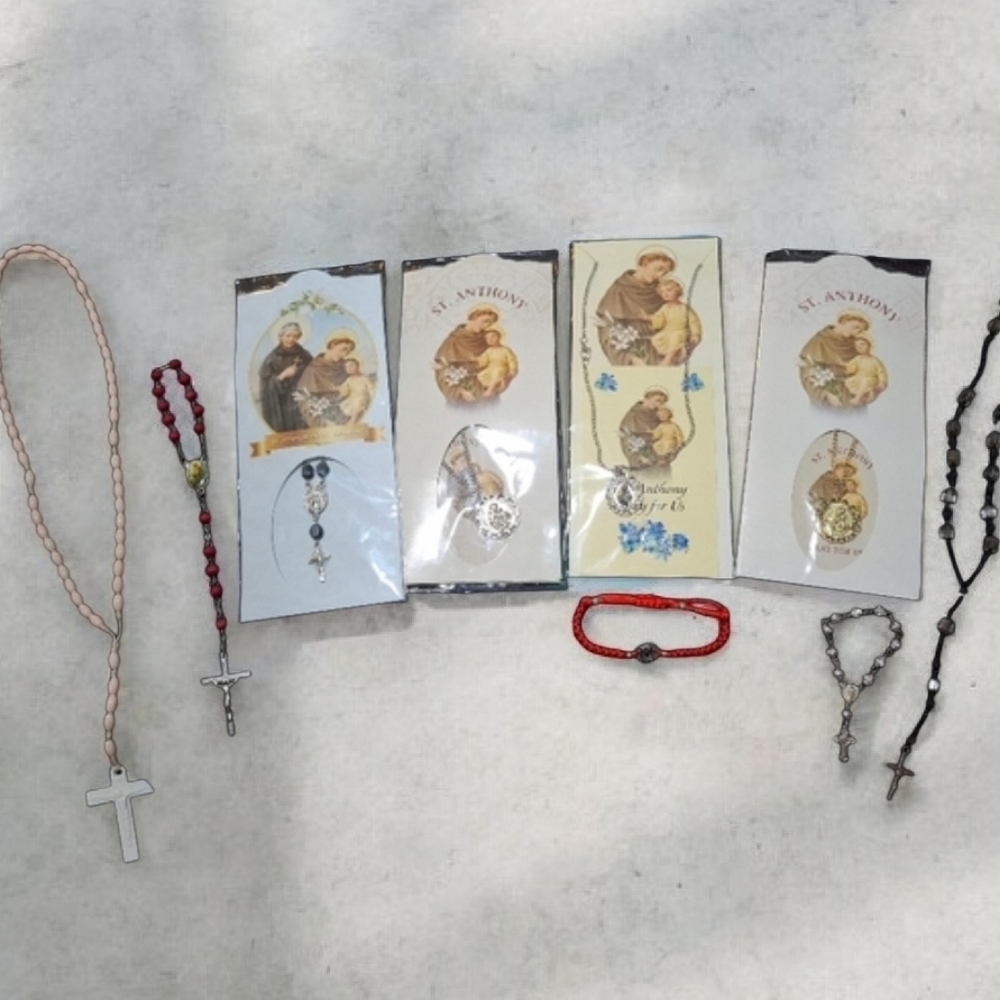 ✝️Religious Bundle Prayer Rosary Necklaces St Anthony Crucifix Jesus Cross - Picture 16 of 16